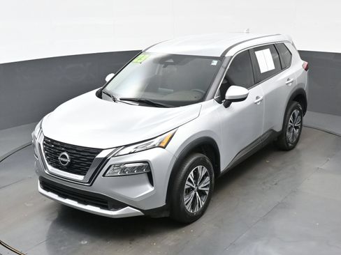 Used 2023 Nissan Rogue SV AWD/4WD image 34