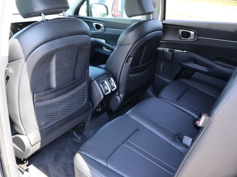 Used 2026 Kia Sorento S AWD/4WD image 10