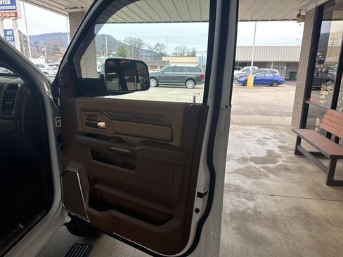 Used 2022 RAM 3500 Limited image 22