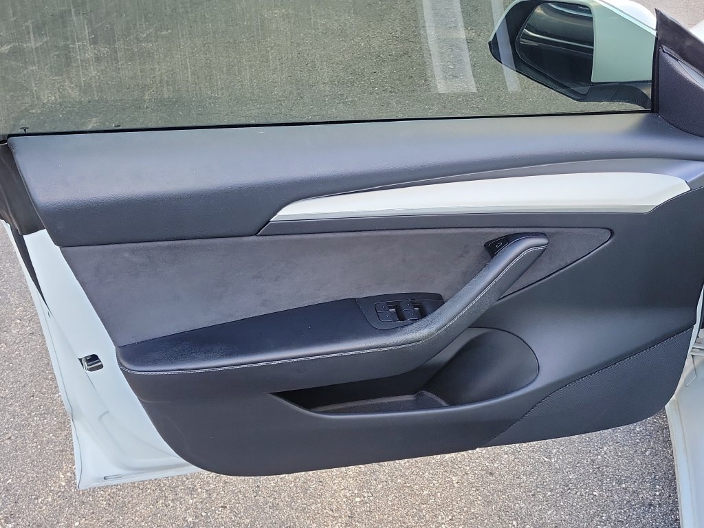 Used 2021 Tesla Model 3 Standard Range Plus RWD image 18
