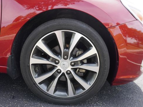 Used 2018 Hyundai Elantra GT FWD image 32