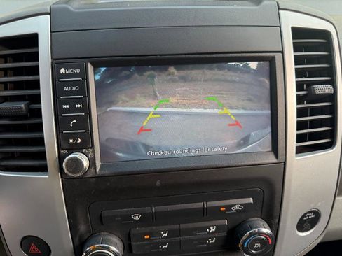 Used 2019 Nissan Frontier Desert Runner image 17