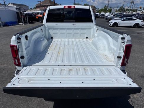 Used 2025 RAM 2500 Laramie AWD/4WD image 7