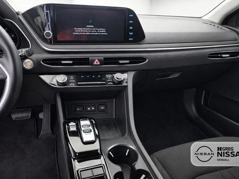 Used 2023 Hyundai Sonata SEL w/ Convenience Package FWD image 9