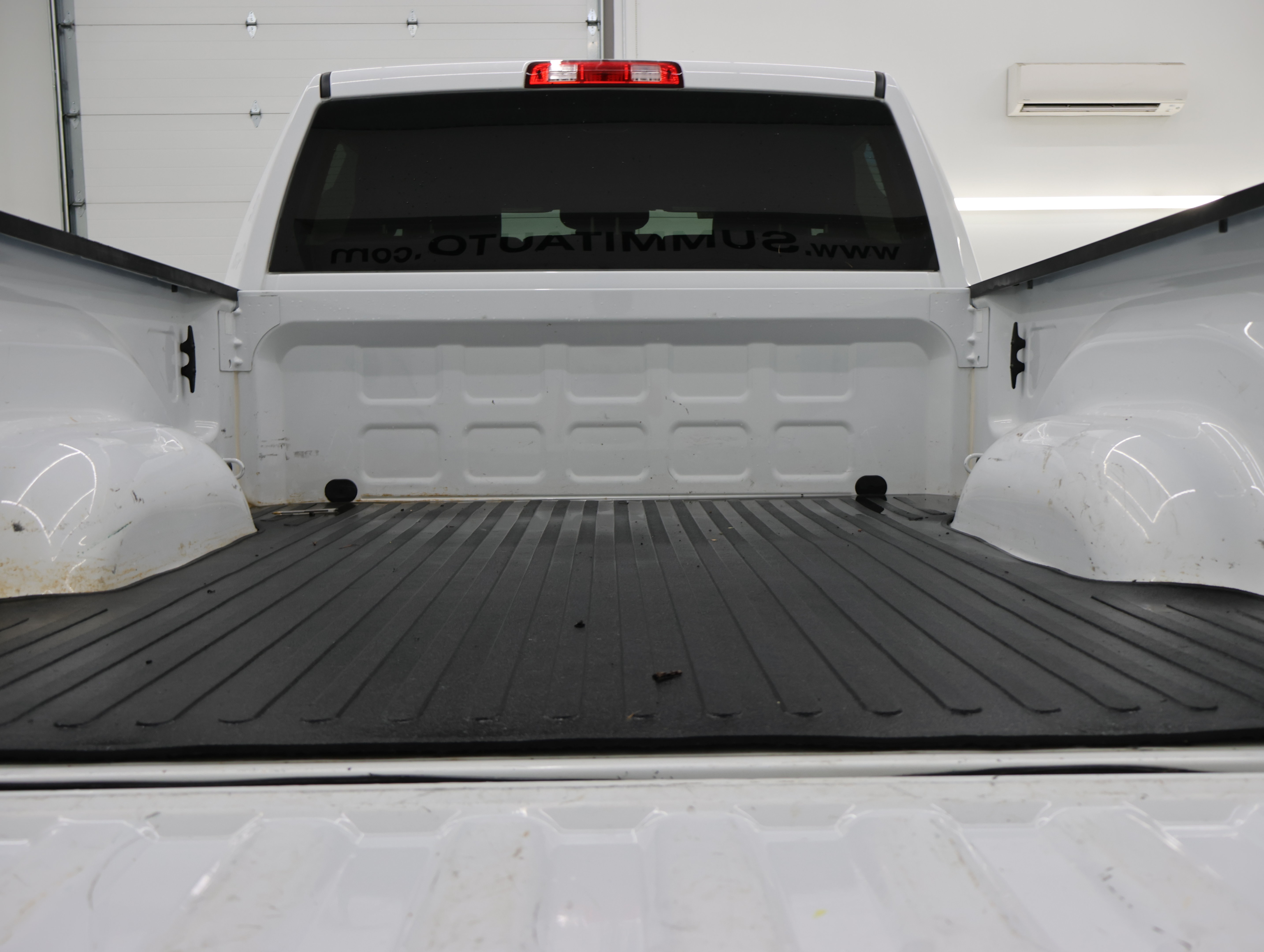 Used 2020 RAM 2500 Big Horn w/ Level 1 Equipment Group AWD/4WD image 27