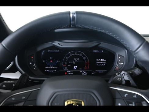 Used 2024 Lamborghini Urus S AWD/4WD image 10