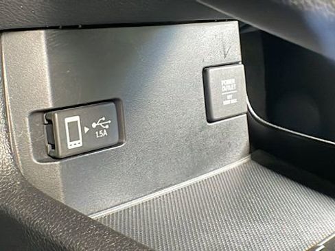 Used 2018 Honda Civic Touring image 16