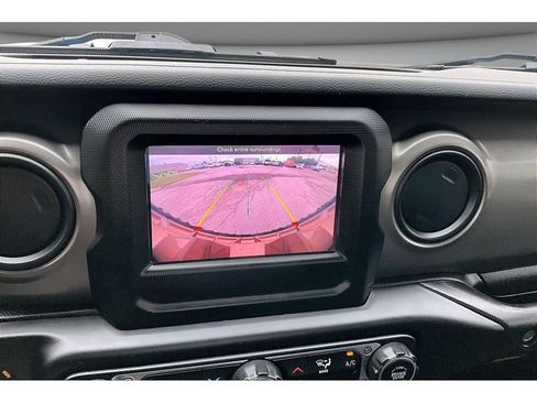 Used 2022 Jeep Wrangler Unlimited Sport AWD/4WD image 26