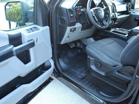 Used 2018 Ford F150 XL w/ Equipment Group 101A Mid RWD image 16