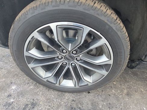 Used 2022 Jeep Grand Wagoneer Series III w/ Rear Seat Video Group 1 image 49