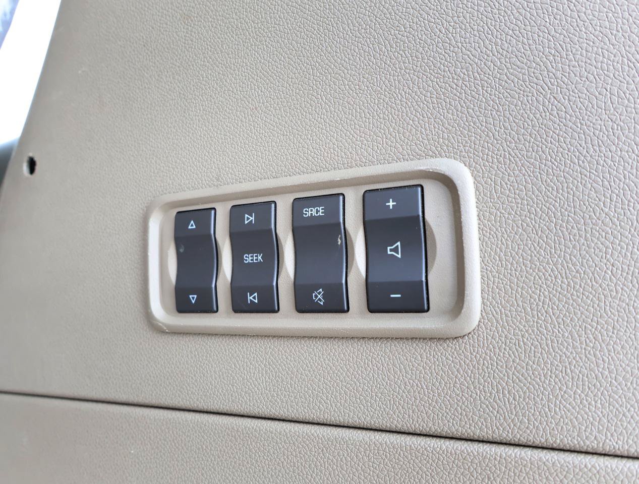 Used 2015 GMC Acadia Denali FWD image 30