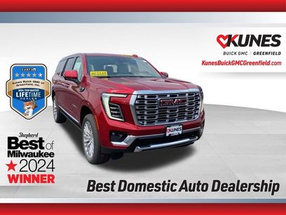 New 2025 GMC Yukon XL Denali w/ Sun & Power Step Package