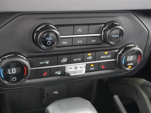 Used 2023 Ford Bronco Everglades AWD/4WD image 19