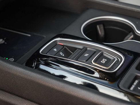 Used 2023 Honda Pilot Touring image 24