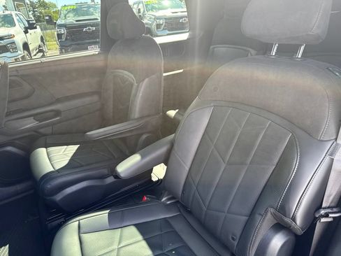 Used 2027 Kia Telluride SX Prestige X-Pro AWD/4WD image 23