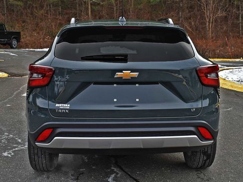 New 2026 Chevrolet Trax LT w/ LT Convenience Package image 7