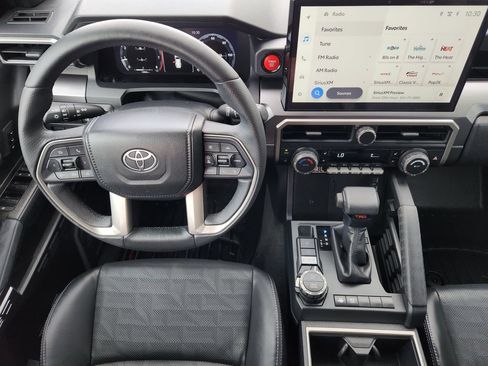 Certified 2025 Toyota 4Runner TRD Sport Premium w/ Tow Technology Package AWD/4WD image 19