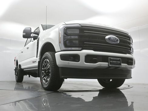New 2026 Ford F250 Platinum image 45