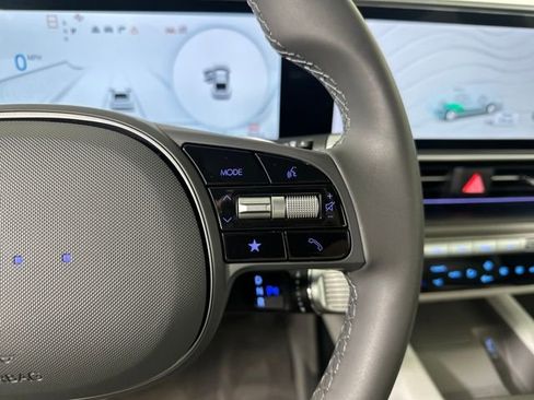 Used 2025 Hyundai Ioniq 6 SEL image 16