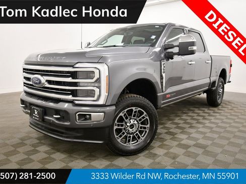Used 2024 Ford F350 Limited image 1