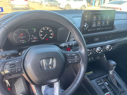 Used 2025 Honda CR-V Sport-L image 17