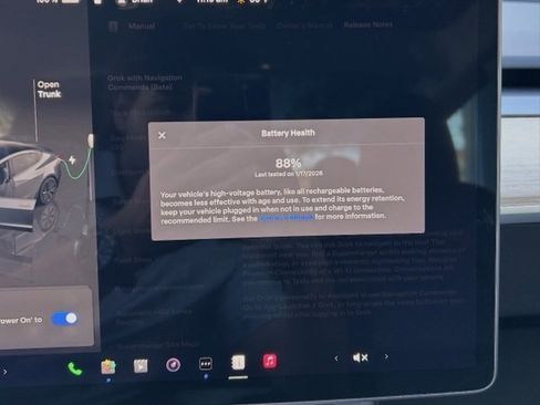 Used 2023 Tesla Model 3 Standard Range image 26