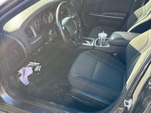 Used 2022 Dodge Charger SXT w/ Driver Convenience Group image 3