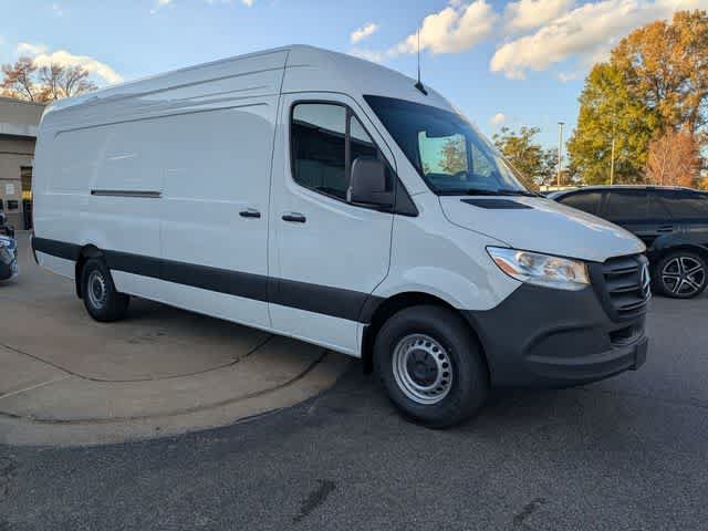 Used 2026 Mercedes-Benz Sprinter 2500 image 2