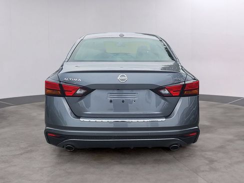Used 2021 Nissan Altima 2.5 SR FWD image 5
