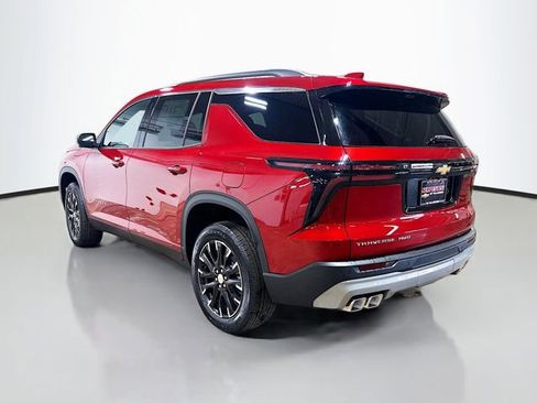 New 2026 Chevrolet Traverse LT w/ Sun and Wheel Package AWD/4WD image 10