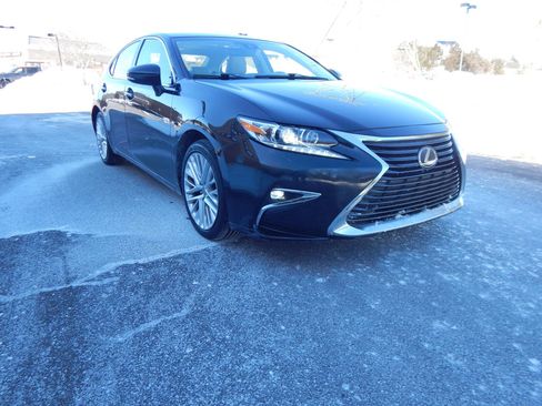 Used 2016 Lexus ES 350 SEDAN 4-DR image 6