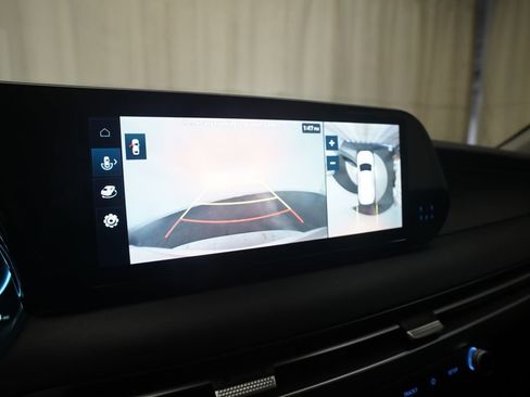 Used 2024 Hyundai Palisade Limited FWD image 21