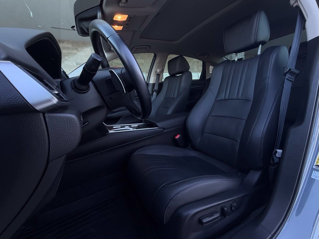Used 2021 Honda Accord Touring image 4