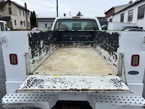 Used 2008 Ford F350 XL image 16