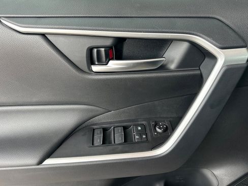 New 2025 Toyota RAV4 XLE image 12