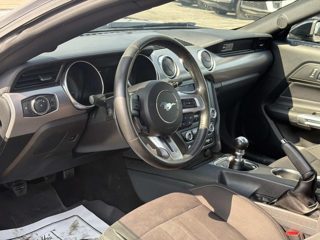 Used 2020 Ford Mustang GT w/ Black Accent Package RWD image 12