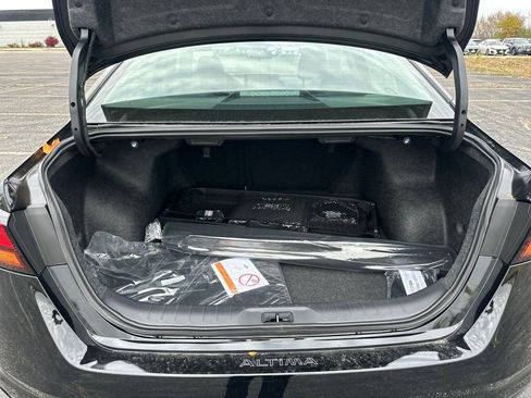 New 2025 Nissan Altima 2.5 SL image 35