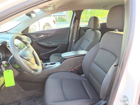 Used 2024 Chevrolet Malibu LT FWD image 20