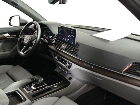 Certified 2022 Audi Q5 2.0T Premium Plus w/ Premium Plus Package image 21