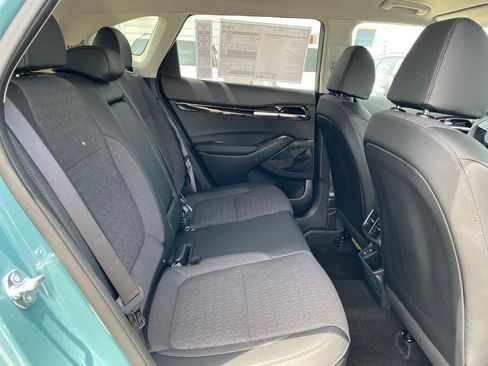New 2026 Kia Seltos S FWD image 23