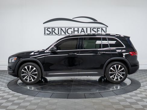 Used 2022 Mercedes-Benz GLB 250 250 4MATIC image 8