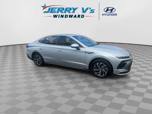 New 2026 Hyundai Sonata Blue FWD image 2
