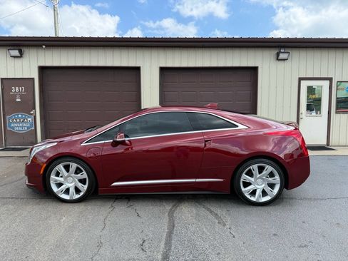 Used 2016 Cadillac ELR image 2