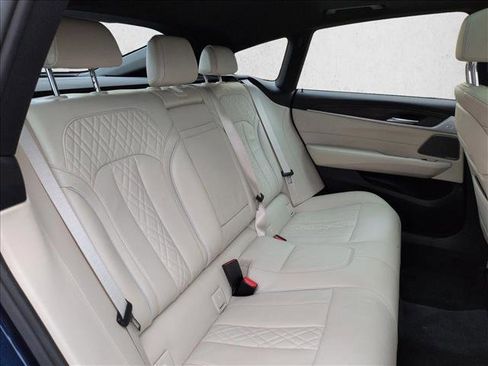 Used 2018 BMW 640i Gran Turismo xDrive w/ Luxury Seating Package AWD/4WD image 20