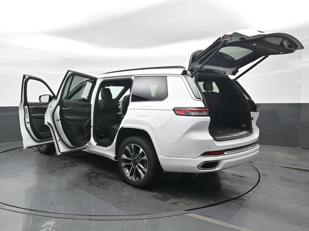 Used 2024 Jeep Grand Cherokee L Overland w/ Trailer Tow Package AWD/4WD image 52