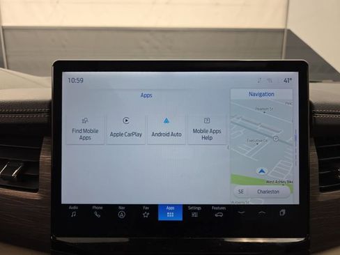 Used 2024 Ford Expedition Limited image 35