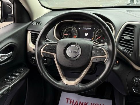 Used 2014 Jeep Cherokee Limited image 7