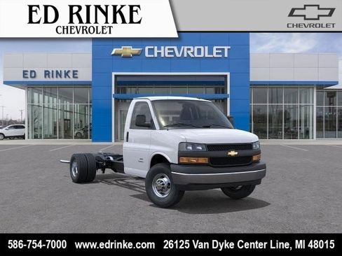 New 2025 Chevrolet Express 3500 w/ Power Convenience Package RWD image 1