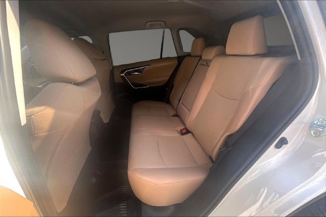 Used 2025 Toyota RAV4 XLE AWD/4WD image 24
