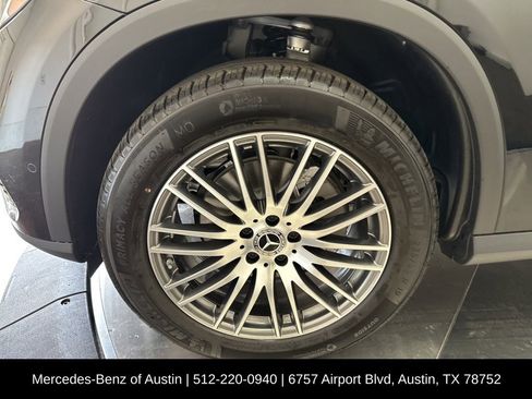 Certified 2026 Mercedes-Benz GLC 300 4MATIC image 32